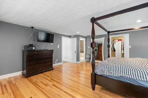 Bedroom - 20 Landers Rd, Stoneham, MA 02180 photo 3 of 4