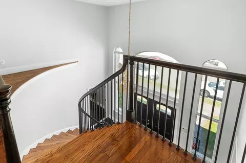 Entry Way - 20 Landers Rd, Stoneham, MA 02180 photo 4 of 4