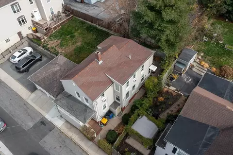 View/Area - 89 Oak St, Fall River, MA 02720 photo 3 of 13