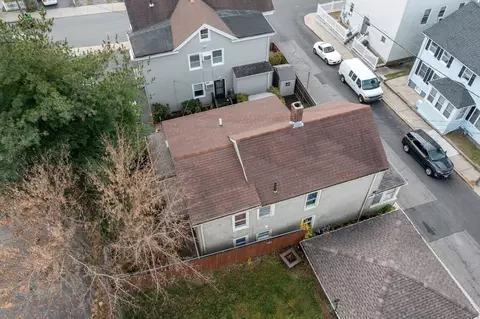 View/Area - 89 Oak St, Fall River, MA 02720 photo 6 of 13