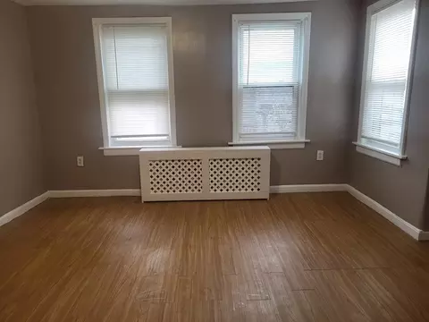 Living - 89 Oak St, Fall River, MA 02720 photo 2 of 2