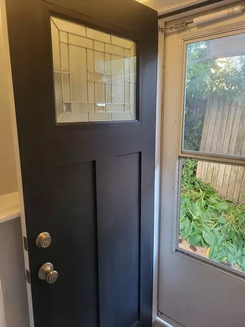 Entry Way - 89 Oak St, Fall River, MA 02720 photo 1 of 1