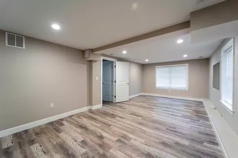 Living - 31 Scenic Dr, Worcester, MA 01602 photo 4 of 4