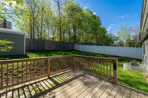 Exterior - 31 Scenic Dr, Worcester, MA 01602 photo 4 of 8
