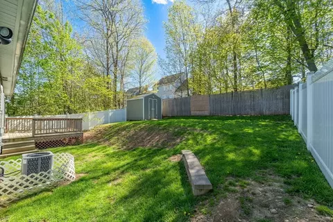 Exterior - 31 Scenic Dr, Worcester, MA 01602 photo 8 of 8