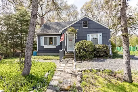 181 Oak St, Randolph, MA 02368