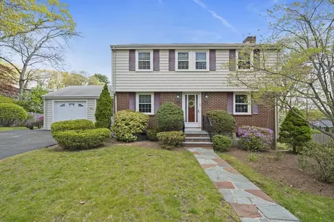 20 Bonney Ln, Dedham, MA 02026