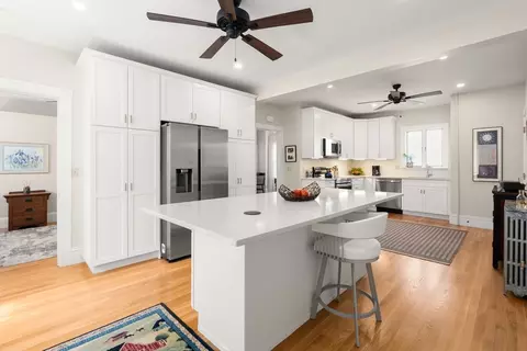 Kitchen - 55 Dean Ave, Franklin, MA 02038 photo 1 of 4