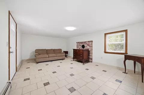 Living - 50 Harborview Rd, Hull, MA 02045 photo 4 of 5
