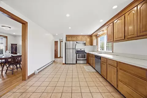 Kitchen - 50 Harborview Rd, Hull, MA 02045 photo 3 of 4