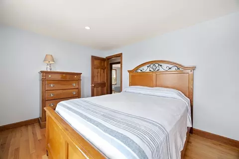 Bedroom - 50 Harborview Rd, Hull, MA 02045 photo 6 of 6