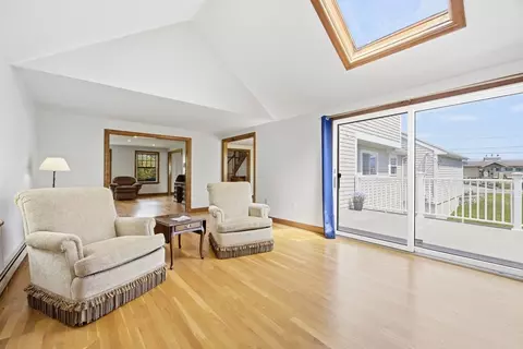 Living - 50 Harborview Rd, Hull, MA 02045 photo 2 of 5