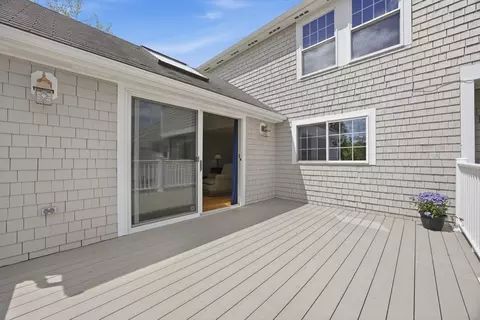 Exterior - 50 Harborview Rd, Hull, MA 02045 photo 4 of 6