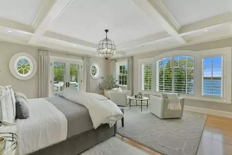 Bedroom - 5 Bare Cove Ln, Hingham, MA 02043 photo 3 of 6