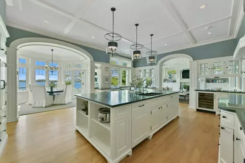 Kitchen - 5 Bare Cove Ln, Hingham, MA 02043 photo 1 of 3