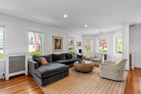 Living - 431 Main St, Hingham, MA 02043 photo 4 of 5