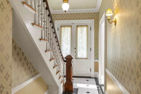 Entry Way - 403 Main St, Hingham, MA 02043 photo 1 of 3