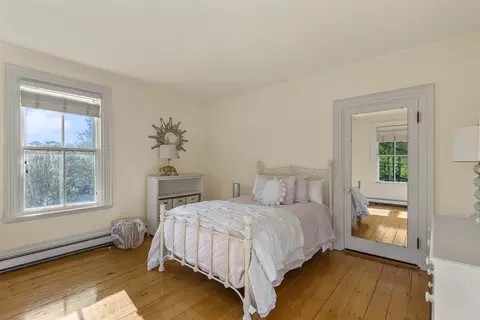 Bedroom - 403 Main St, Hingham, MA 02043 photo 2 of 4