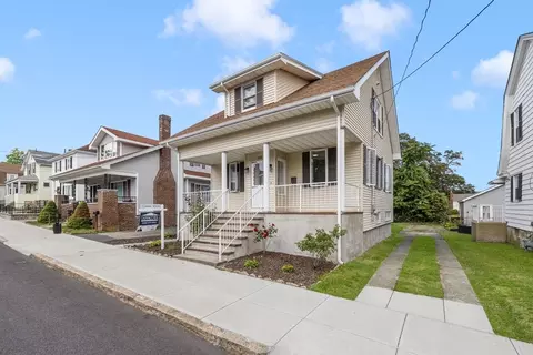 1268 President Ave, Fall River, MA 02720 photo 2