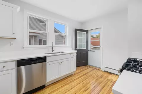 1268 President Ave, Fall River, MA 02720 photo 6