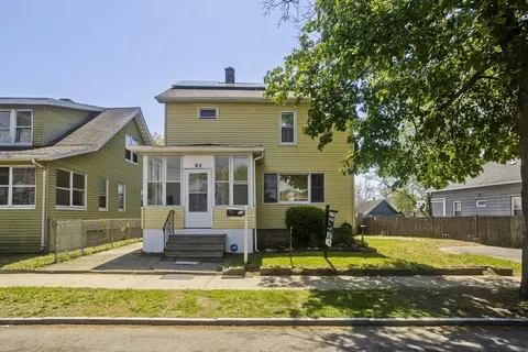 15 Merida St, Springfield, MA 01104