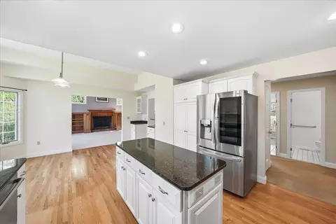 19 Pine St, Rehoboth, MA 02769 photo 18
