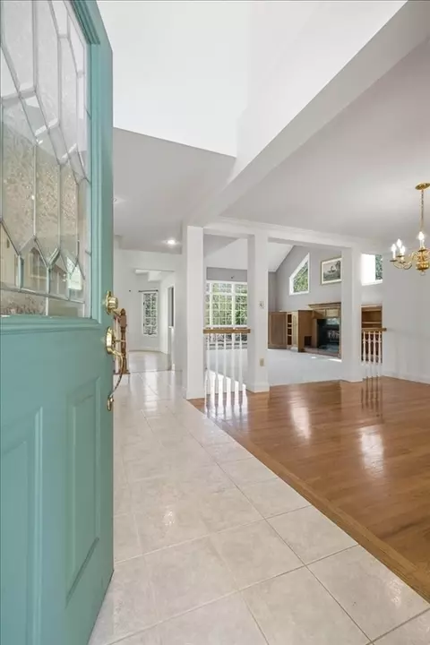 19 Pine St, Rehoboth, MA 02769 photo 10