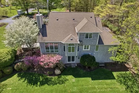 19 Pine St, Rehoboth, MA 02769 photo 3