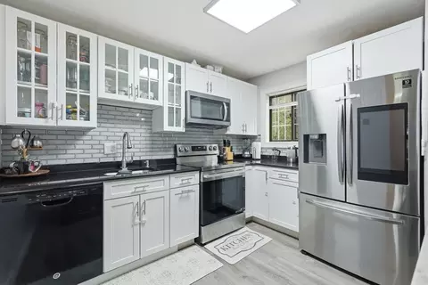 170 E Hadley Rd #23, Amherst, MA 01002 photo 9