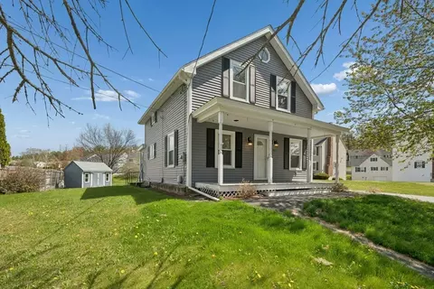 365 Clark St, Gardner, MA 01440