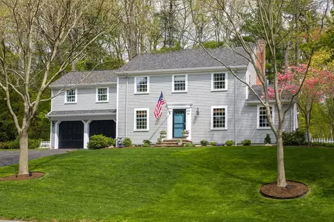 26 Hobart Rd, Wellesley, MA 02482