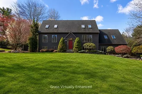 35 Sandra Dr, East Bridgewater, MA 02333