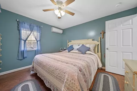 Bedroom - 2 Remington Ct, Derry, NH 03038 photo 5 of 5