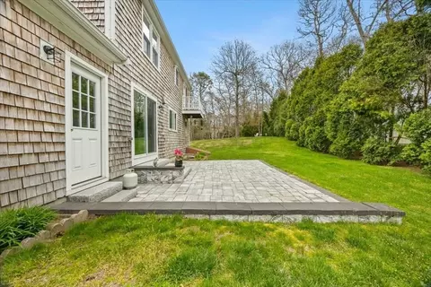 Exterior - 34 Windsor Way, Mashpee, MA 02649 photo 2 of 6
