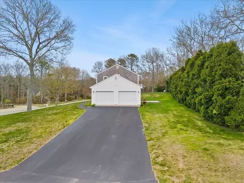Exterior - 34 Windsor Way, Mashpee, MA 02649 photo 5 of 6