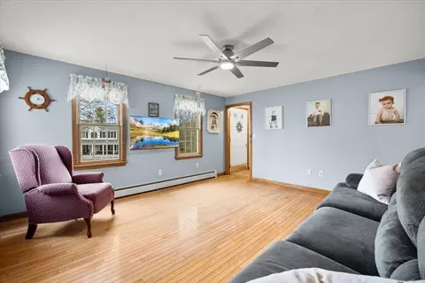 Living - 34 Windsor Way, Mashpee, MA 02649 photo 3 of 4