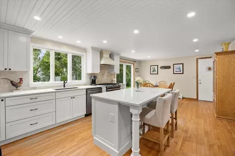 Kitchen - 34 Windsor Way, Mashpee, MA 02649 photo 1 of 7