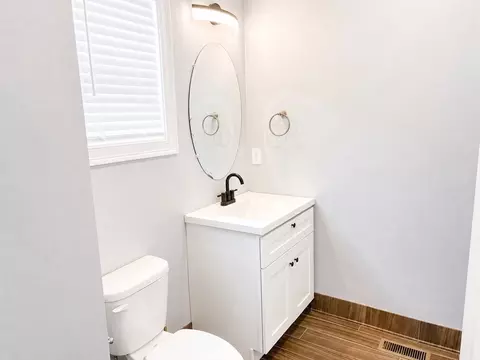 Bath - 16 Caprera Rd #16, Worcester, MA 01604 photo 1 of 2