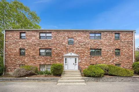 8 Jackson St #C4, Quincy, MA 02169