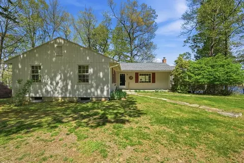 13 Cider Mill Rd, Leverett, MA 01054 photo 2