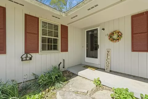 13 Cider Mill Rd, Leverett, MA 01054 photo 3