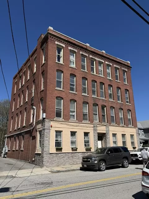 112 School, Clinton, MA 01510
