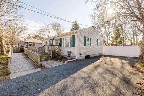 1243 New Boston Rd, Fall River, MA 02720 photo 4