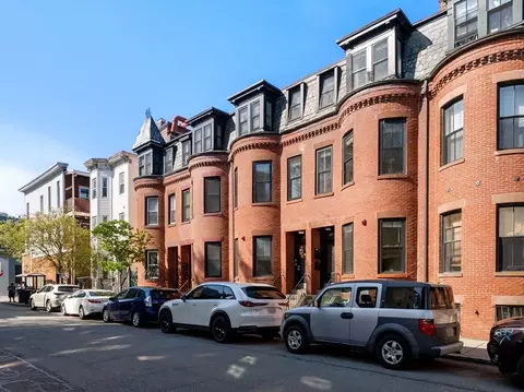 209 Green #1, Cambridge, MA 02139
