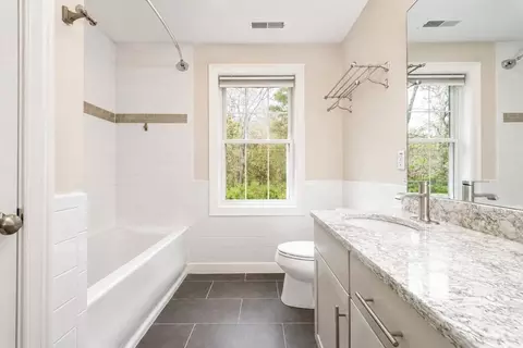 Bath - 43 Quarry Rd, Acton, MA 01720 photo 3 of 4