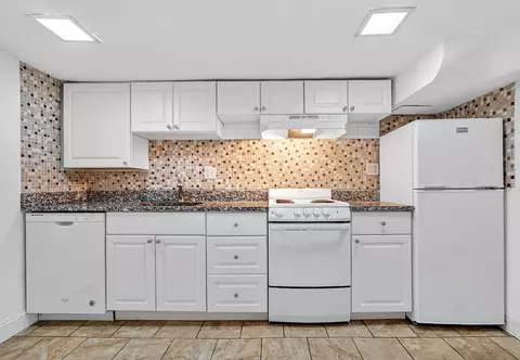 Kitchen - 110 Appleton St, Boston, MA 02116 photo 5 of 6