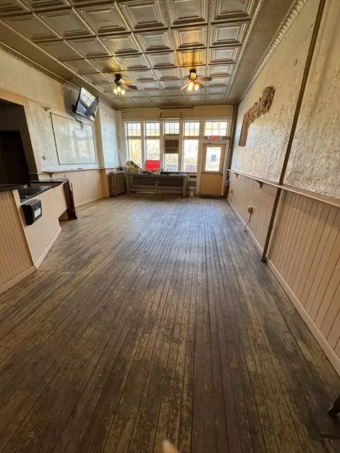 435-455 State St, Springfield, MA 01105