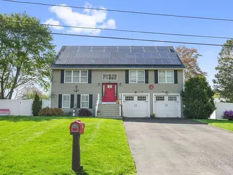26 S Wheaton Ave, Seekonk, MA 02771
