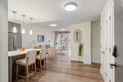 771 Harrison Ave #304, Boston, MA 02118