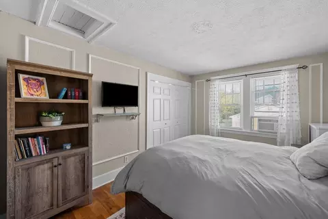Bedroom - 25 Ludlow St, Worcester, MA 01603 photo 2 of 5